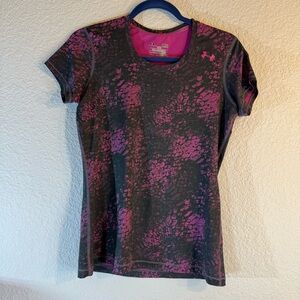 Under Armour Women's Short Sleeve HeatGear Top in Pink and‎ Gray. Size S